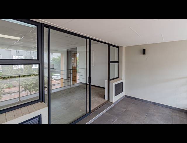 345M² OFFICE TO LET IN DUNKELD WEST